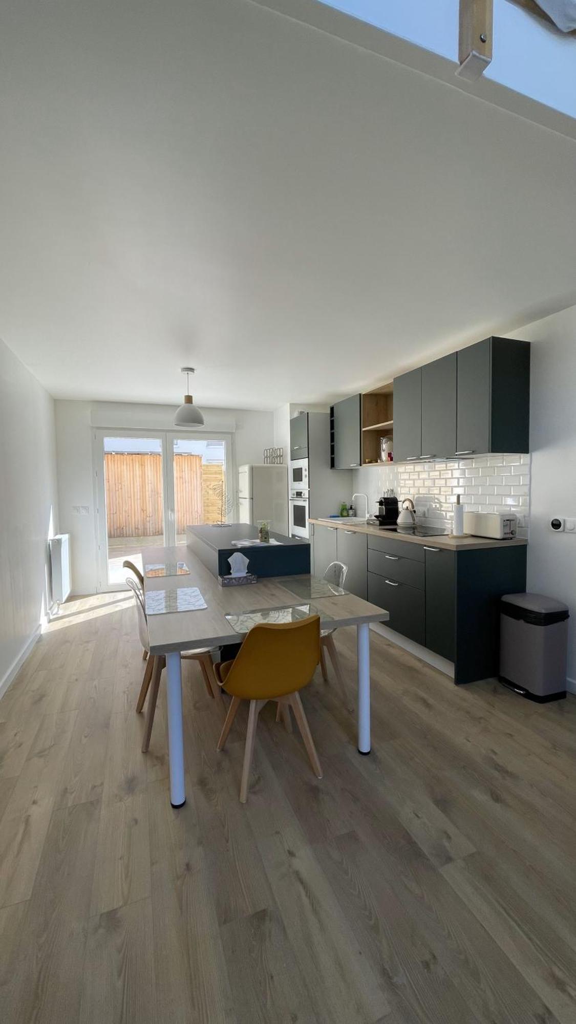 La Maison De Virginie Bénouville Exteriör bild